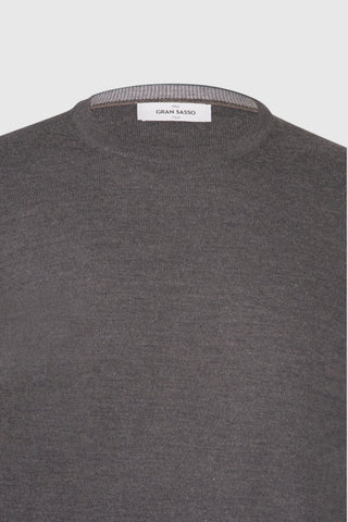 Maglia Gran Sasso Girocollo in Lana Merinos grigio antracite vista 2